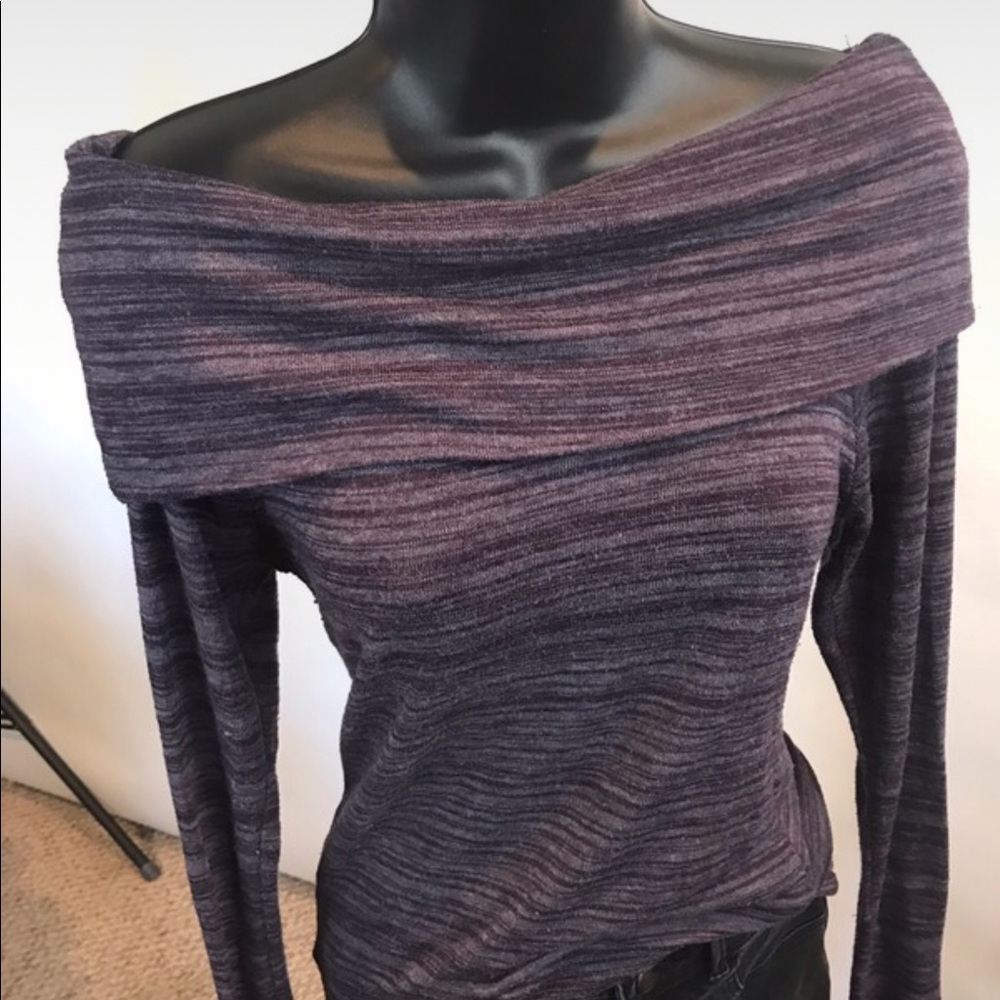 Fold over Off the shoulder Sweater